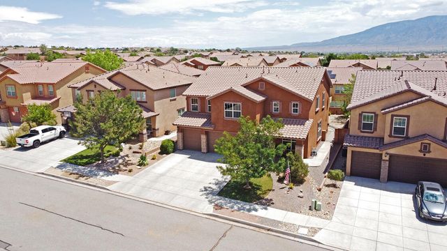 101 Paseo Vista Loop NE, Albuquerque, NM 87124