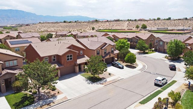 101 Paseo Vista Loop NE, Albuquerque, NM 87124