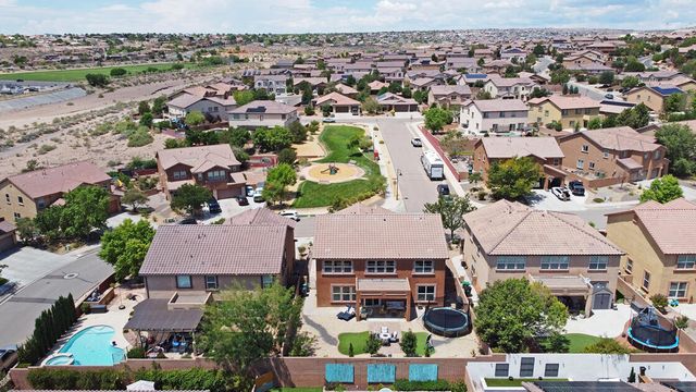 101 Paseo Vista Loop NE, Albuquerque, NM 87124