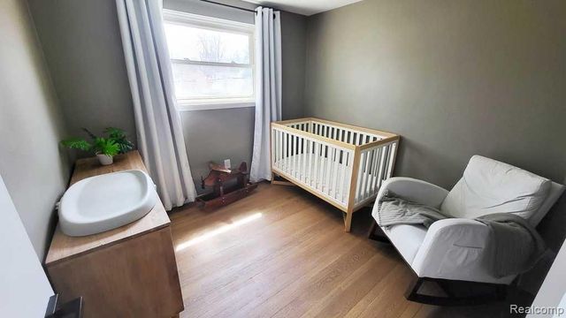 23528 KING Drive, Clinton Township, MI 48035