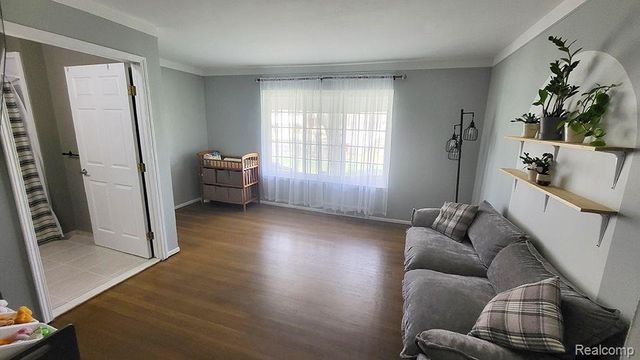 23528 KING Drive, Clinton Township, MI 48035