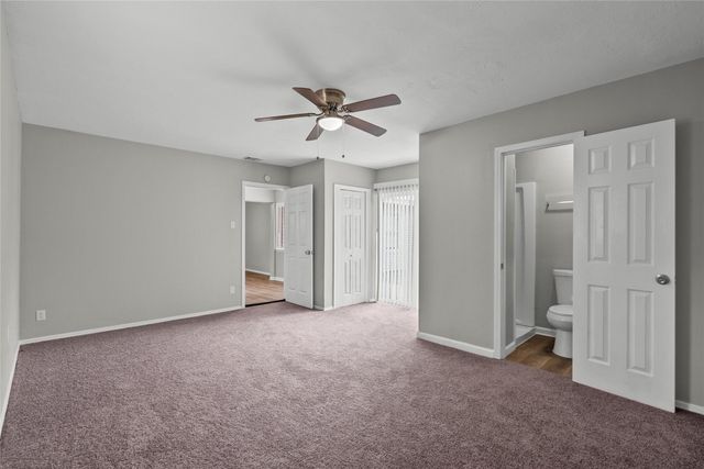 1004 S 2nd Street, La Porte, TX 77571