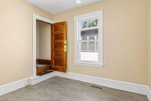 607 Simpson Street, Saint Paul, MN 55104