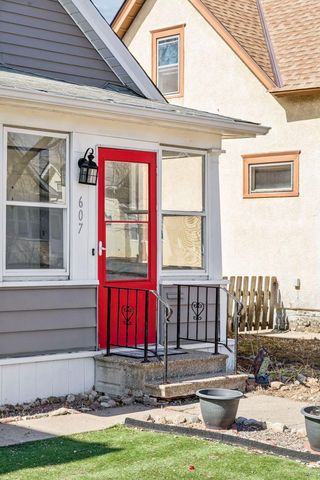 607 Simpson Street, Saint Paul, MN 55104