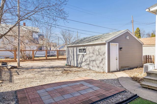 607 Simpson Street, Saint Paul, MN 55104