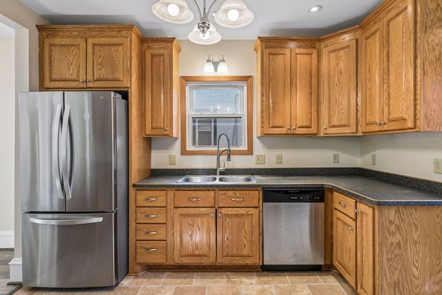 607 Simpson Street, Saint Paul, MN 55104