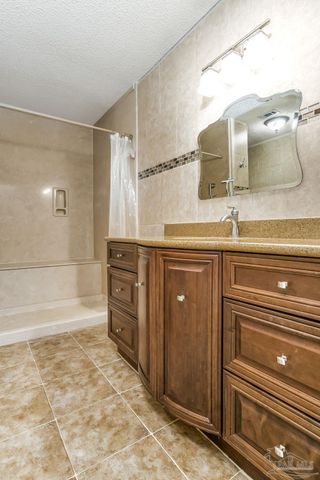 521 Quail Nest Ln, Pensacola, FL 32514