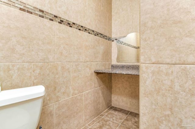 521 Quail Nest Ln, Pensacola, FL 32514