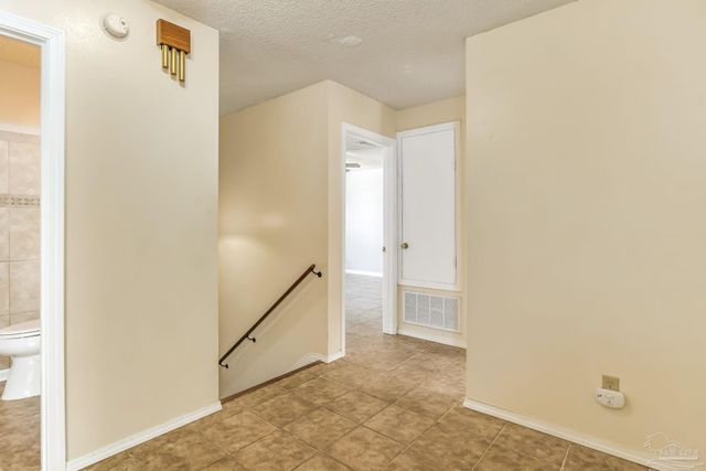 521 Quail Nest Ln, Pensacola, FL 32514