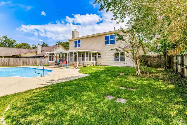 521 Quail Nest Ln, Pensacola, FL 32514