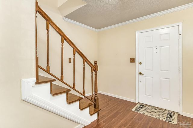 521 Quail Nest Ln, Pensacola, FL 32514