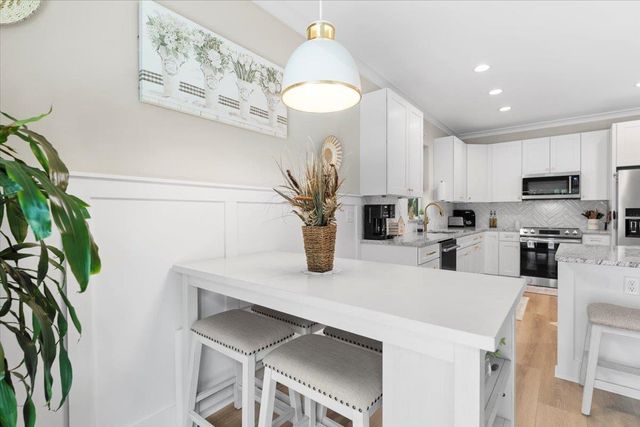 633 W Pope Rd, St Augustine, FL 32080