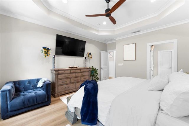 633 W Pope Rd, St Augustine, FL 32080