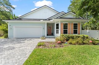 633 W Pope Rd, St Augustine, FL 32080