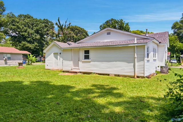 509 12th Avenue NW, Decatur, AL 35601