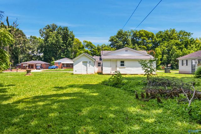 509 12th Avenue NW, Decatur, AL 35601