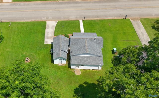 509 12th Avenue NW, Decatur, AL 35601