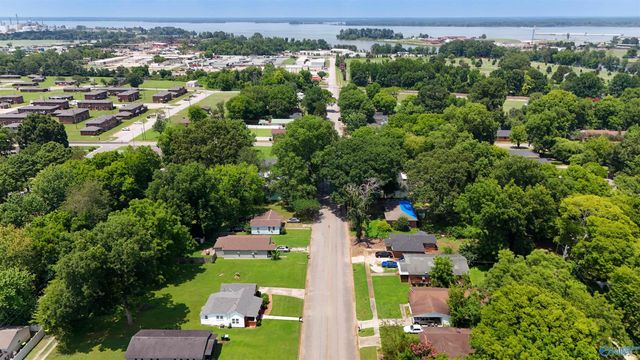 509 12th Avenue NW, Decatur, AL 35601