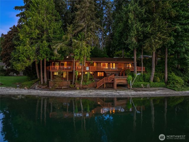 1678 NE Jacobson Road, Poulsbo, WA 98370