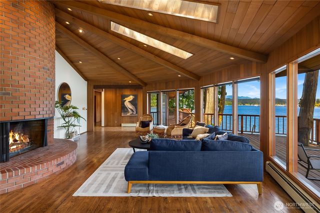 1678 NE Jacobson Road, Poulsbo, WA 98370