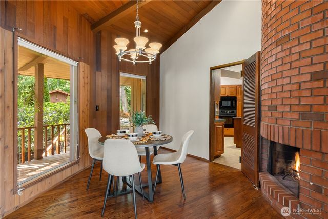 1678 NE Jacobson Road, Poulsbo, WA 98370