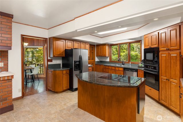 1678 NE Jacobson Road, Poulsbo, WA 98370