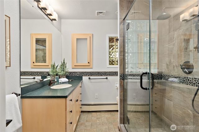 1678 NE Jacobson Road, Poulsbo, WA 98370