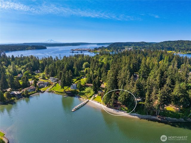 1678 NE Jacobson Road, Poulsbo, WA 98370