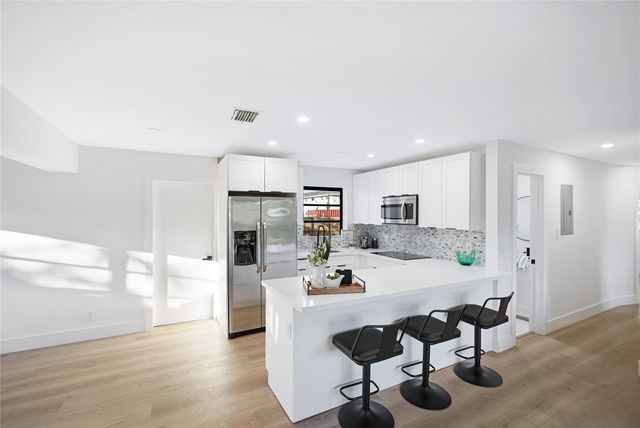 3613 SW 1st St, Fort Lauderdale, FL 33312