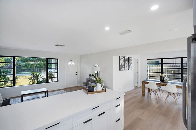 3613 SW 1st St, Fort Lauderdale, FL 33312