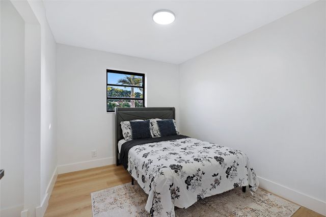 3613 SW 1st St, Fort Lauderdale, FL 33312