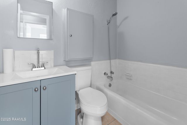 144 S Orleans Drive, Lafayette, LA 70501