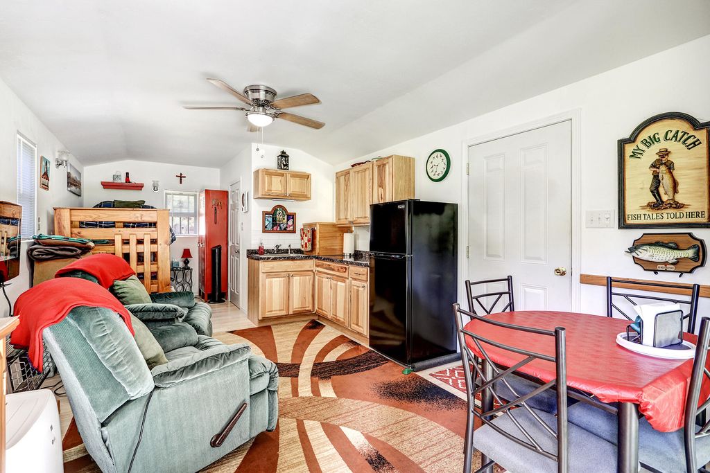 Image 12 of property listing at 26821 New Mexico 126, Jemez Springs, NM 87025