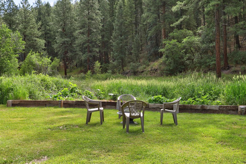 Image 6 of property listing at 26821 New Mexico 126, Jemez Springs, NM 87025