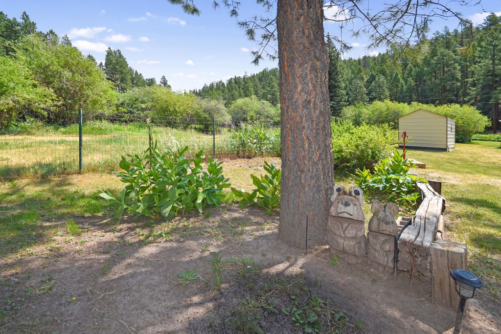 Image 8 of property listing at 26821 New Mexico 126, Jemez Springs, NM 87025