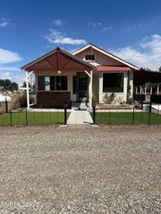 16 Tucker Lane, Yerington, NV 89447