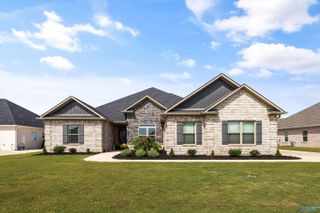 26149 Woodfield Drive, Athens, AL 35613