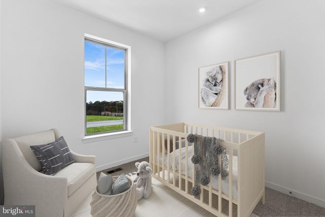 43798 MYSTIC MAROON TER, Ashburn, VA 20147