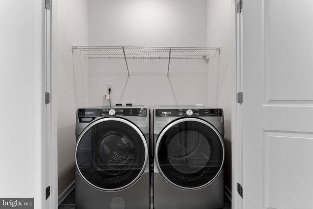 43798 MYSTIC MAROON TER, Ashburn, VA 20147