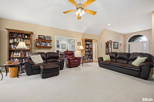 5401 W STONEBRIDGE Court, Peoria, IL 61615