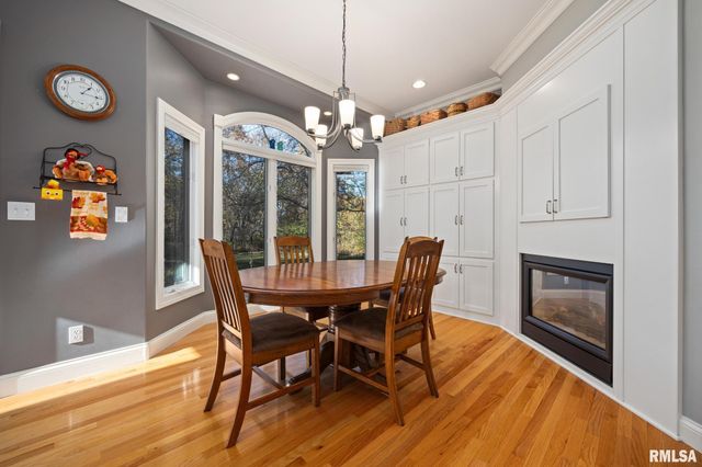 5401 W STONEBRIDGE Court, Peoria, IL 61615