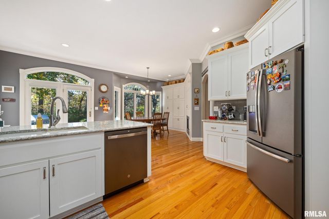 5401 W STONEBRIDGE Court, Peoria, IL 61615