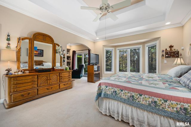 5401 W STONEBRIDGE Court, Peoria, IL 61615