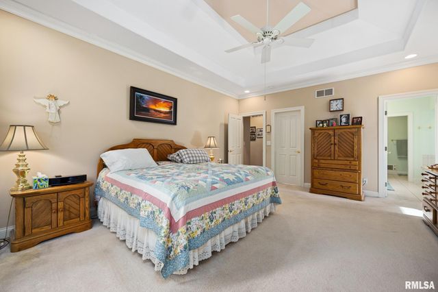 5401 W STONEBRIDGE Court, Peoria, IL 61615