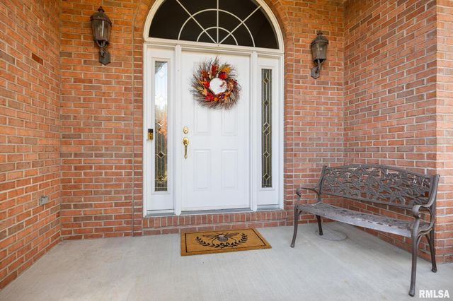 5401 W STONEBRIDGE Court, Peoria, IL 61615