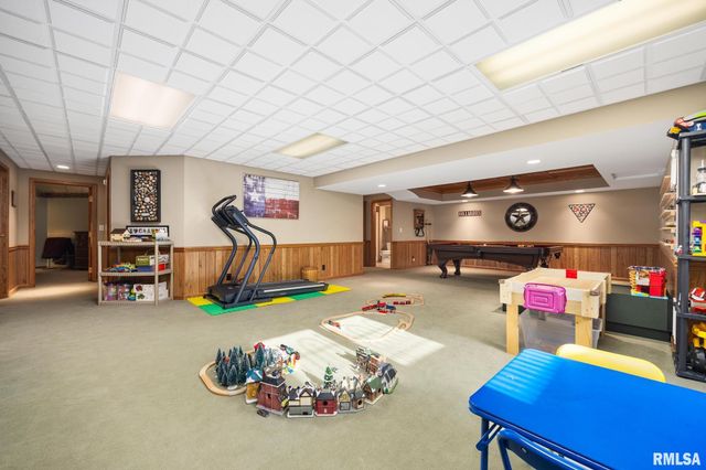 5401 W STONEBRIDGE Court, Peoria, IL 61615