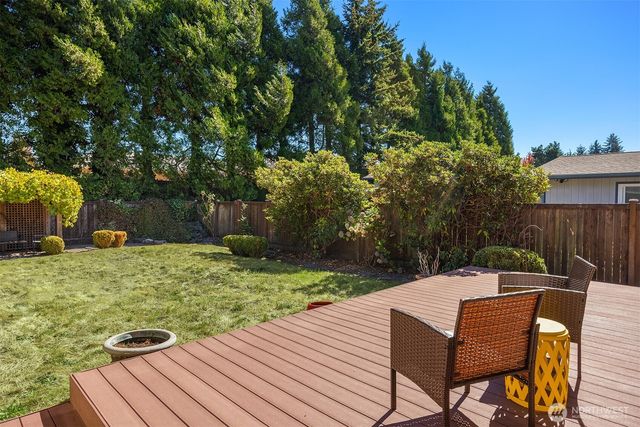 1833 N Defiance Street, Tacoma, WA 98406
