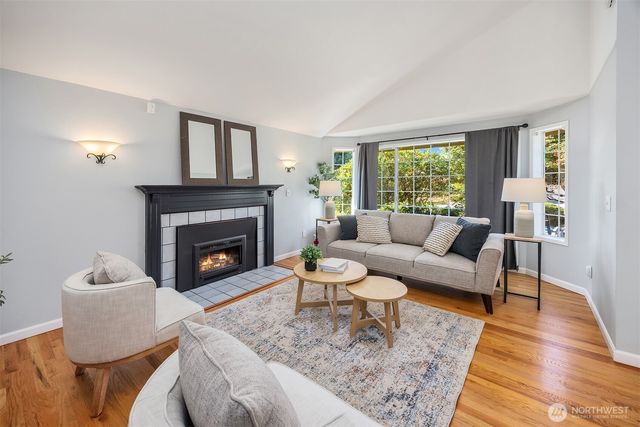 1833 N Defiance Street, Tacoma, WA 98406