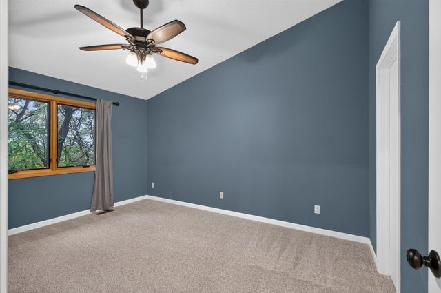 4867 Richard Lane, Eagan, MN 55122