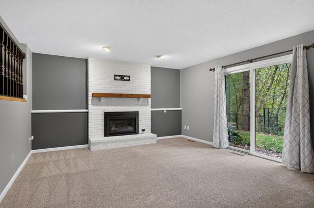 4867 Richard Lane, Eagan, MN 55122